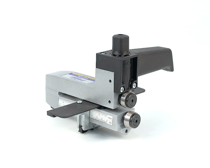 Precise Laminate Strip Cutter with Micrometric Adjustment, Clean Splinter-Free Cuts