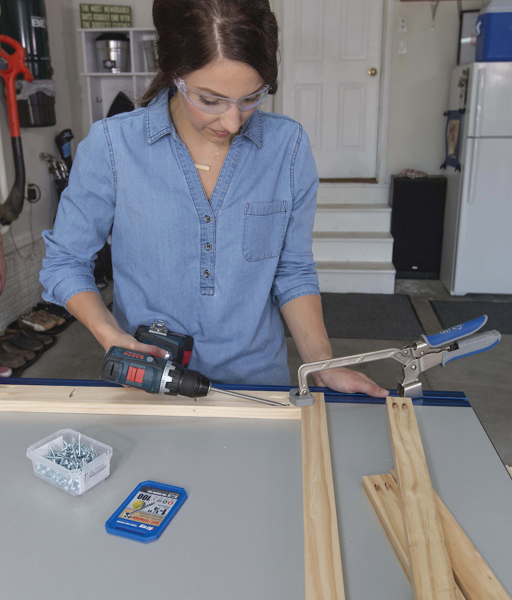 Kreg Automaxx Bench Clamp 6: Auto-Adjusting Workpiece Clamping Tool with Padded Jaws