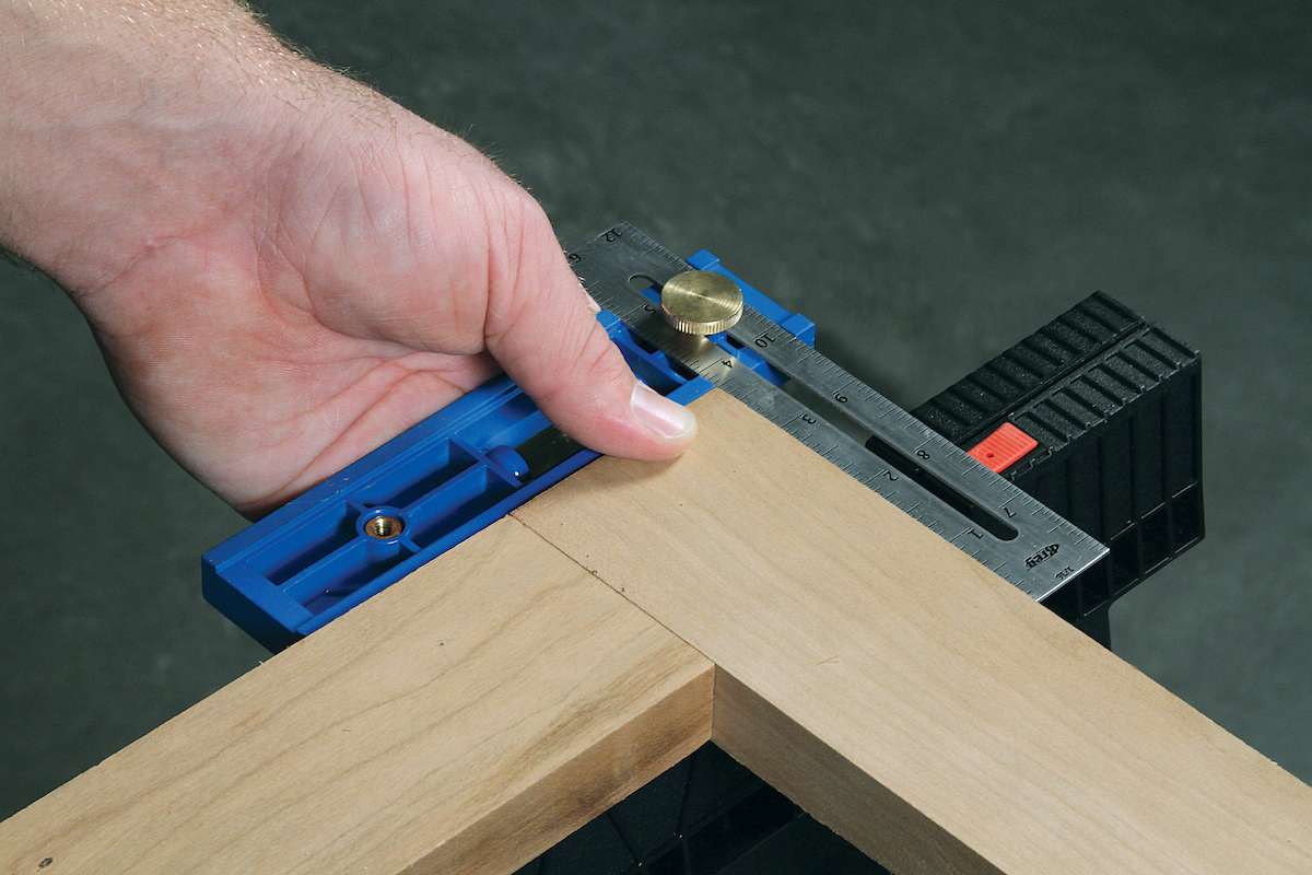 Kreg Multi-Mark Precision Layout Tool: Adjustable Scales, Spirit Level, Angle Finder