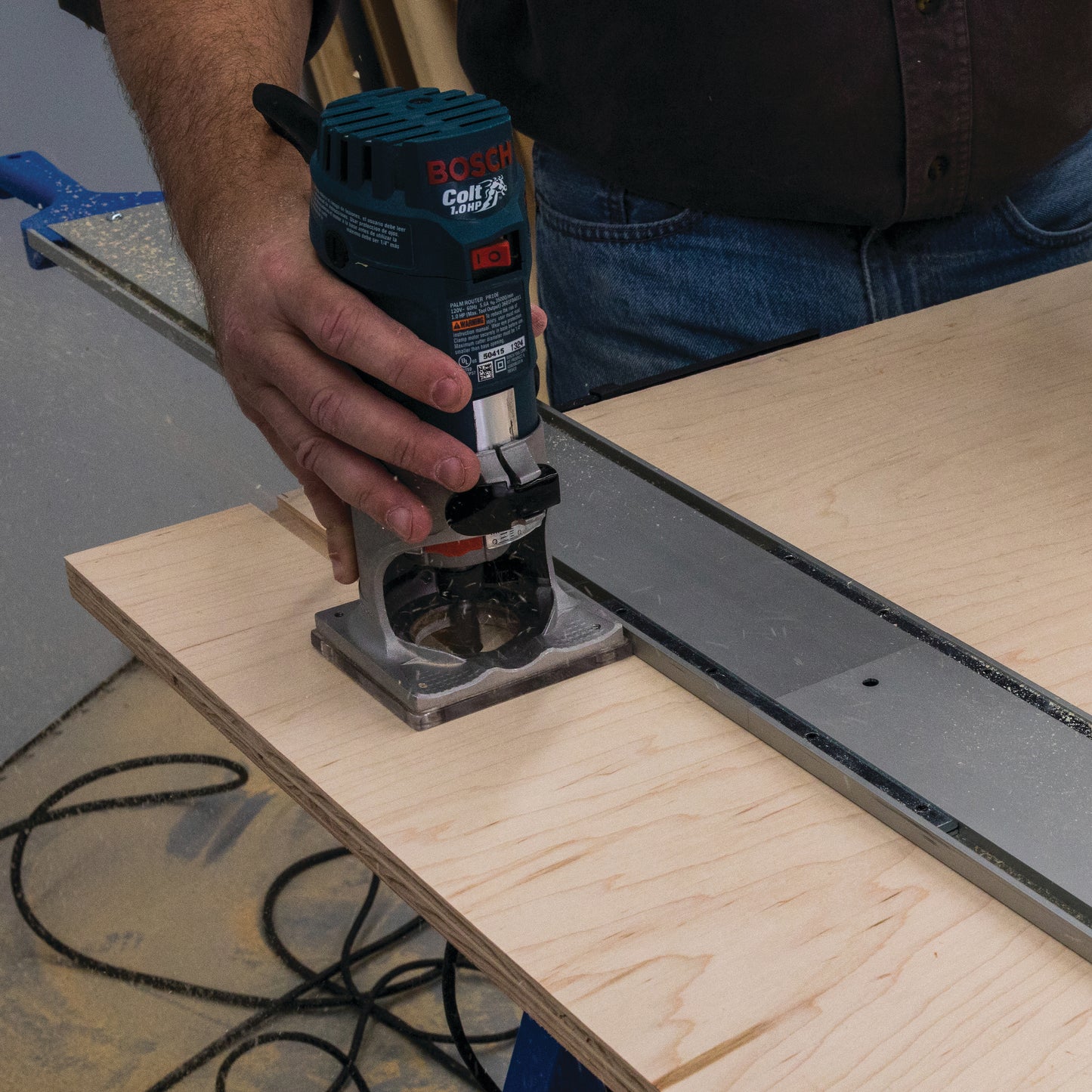 Kreg Straight Edge Guide XL Universal Saw Cutting System with GripMaxx Clamp