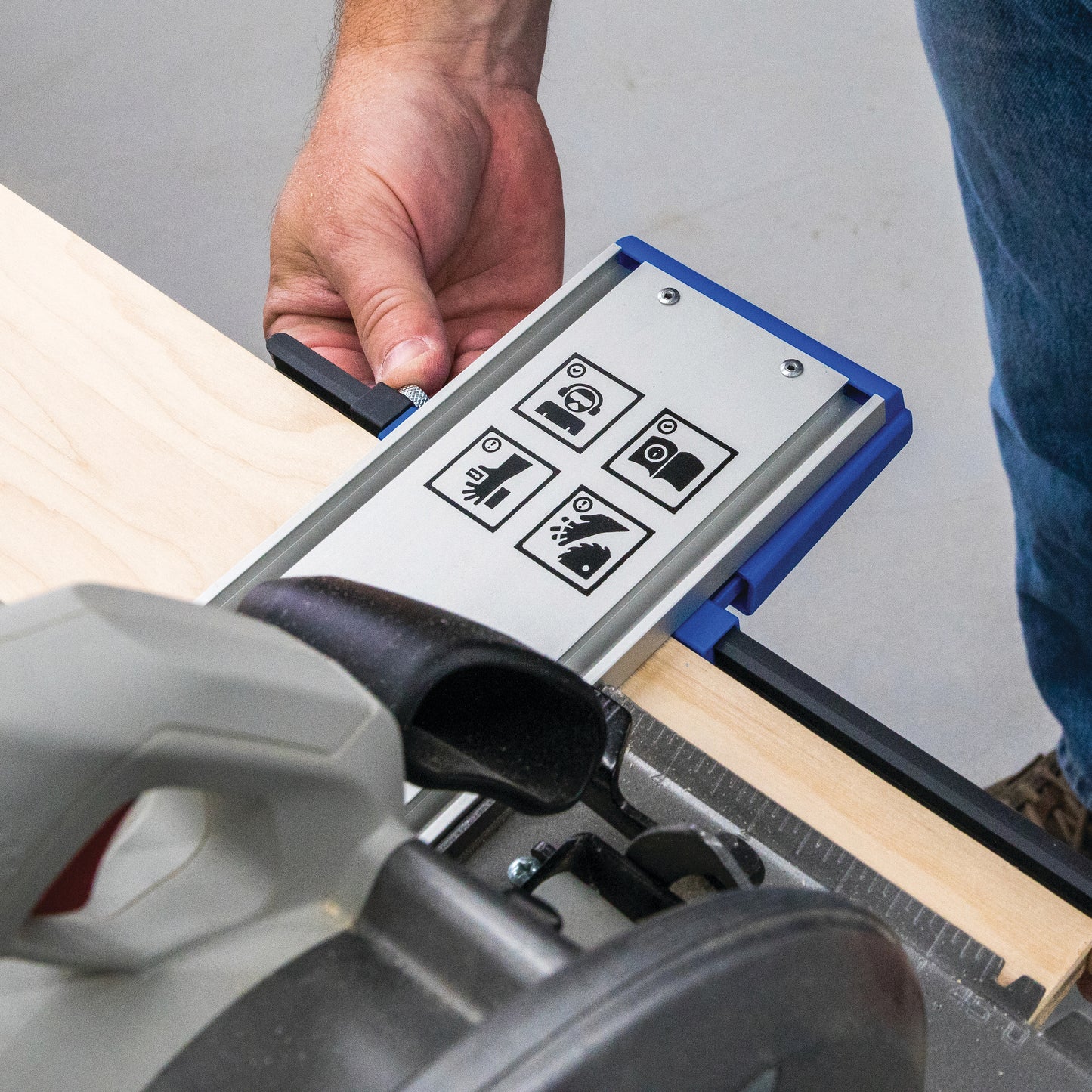 Kreg Straight Edge Guide XL Universal Saw Cutting System with GripMaxx Clamp