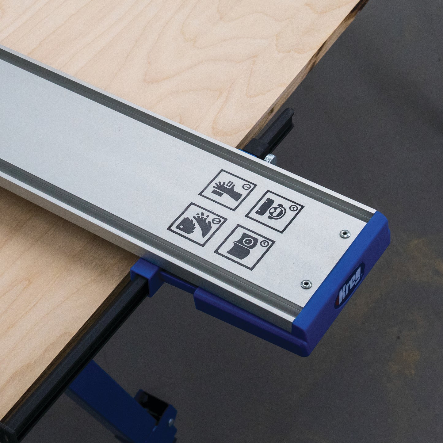 Kreg Straight Edge Guide XL Universal Saw Cutting System with GripMaxx Clamp