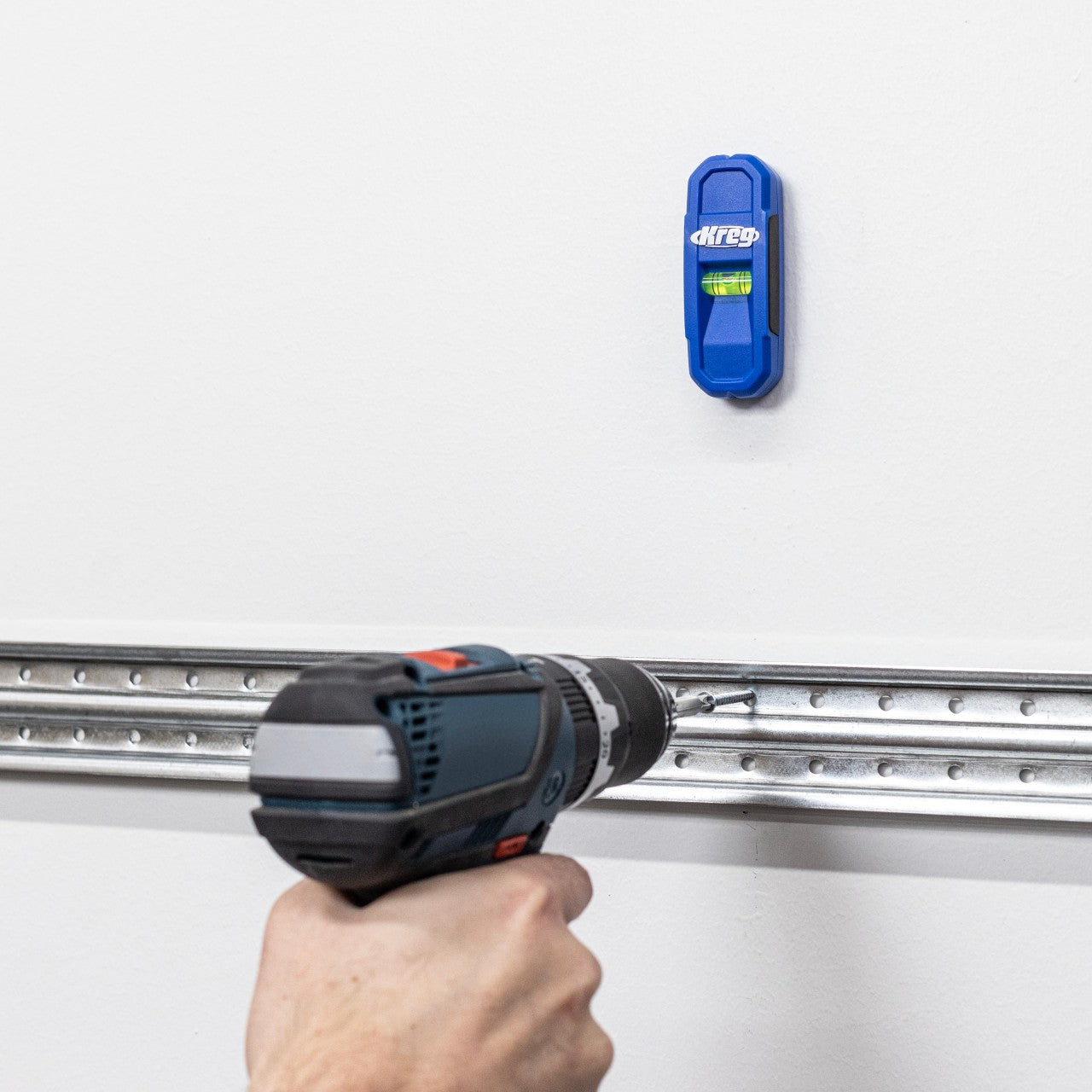 Kreg Magnetic Stud Finder with Hands-Free Level and Precision Marking