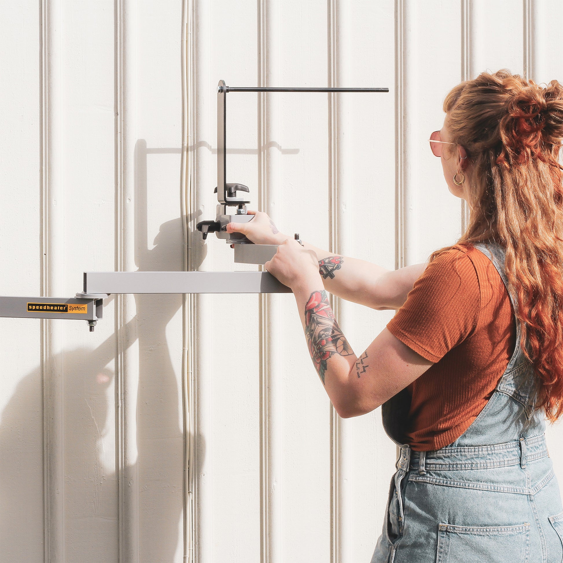 Speedheater Flexi Arm: Hands-Free Paint Removal System with Facade Brackets
