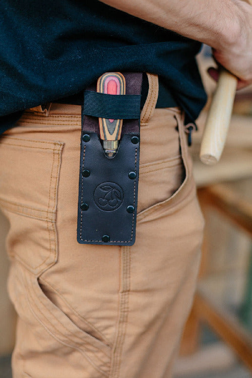 W.I.N.A.C. 35mm Short Chisel, Unique Recycled Skateboard Handle, Leather Holster