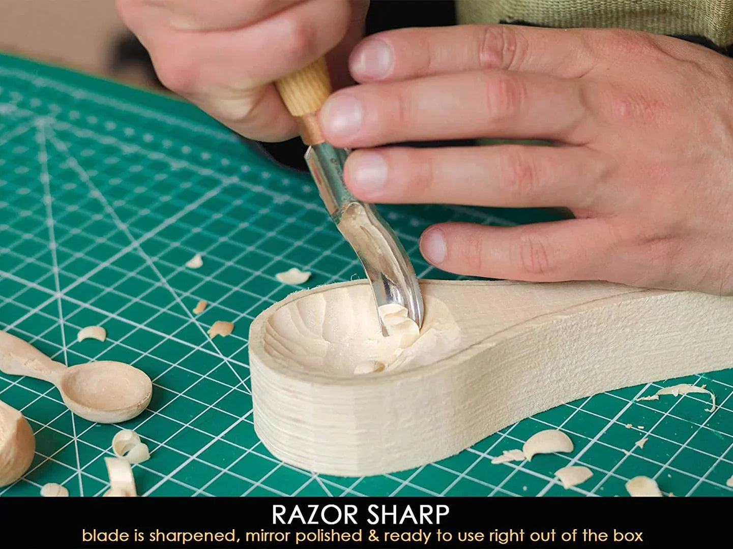 BeaverCraft Compact Short Bent Wood Carving Gouge Sweep #8