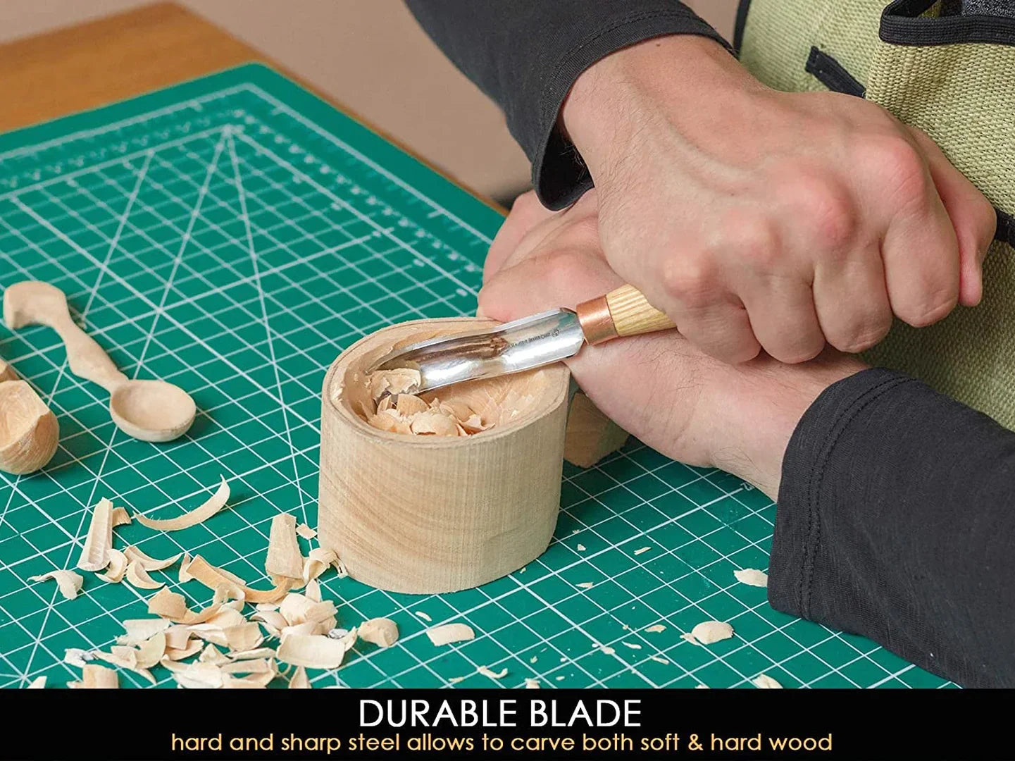 BeaverCraft Compact Short Bent Wood Carving Gouge Sweep #8