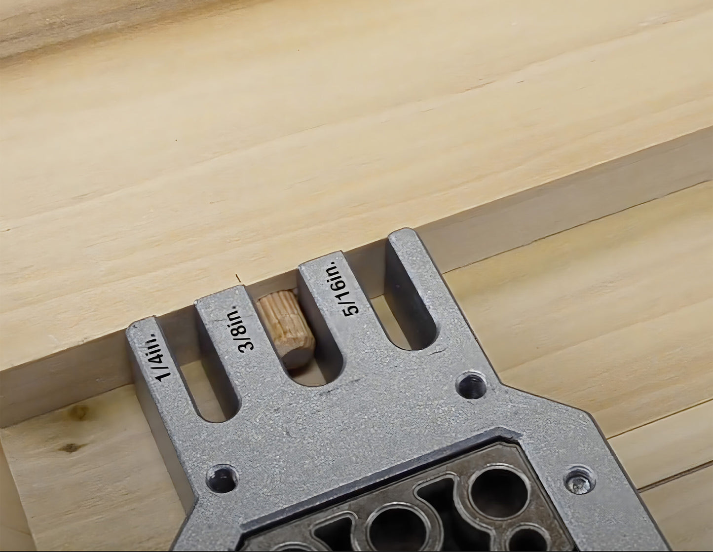 JointPRO™ Imperial Doweling Jig with Interchangeable Bushing Blocks