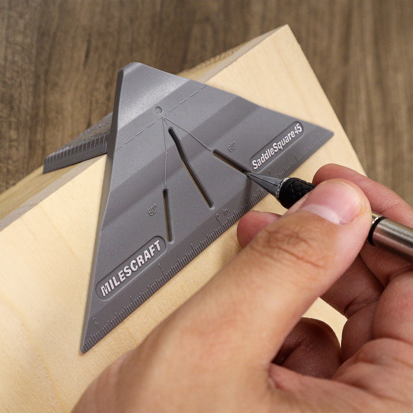 Compact 45° Miter Saddle with Dual 1/32” Rulers
