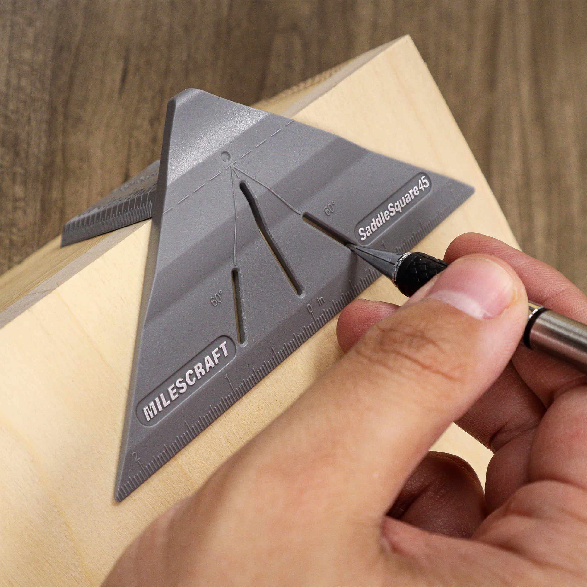 Compact 45° Miter Saddle with Dual 1/32” Rulers