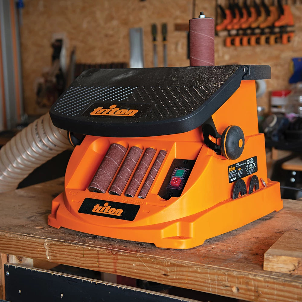 Powerful Triton 450W Oscillating Spindle & Belt Sander for Precision Woodworking