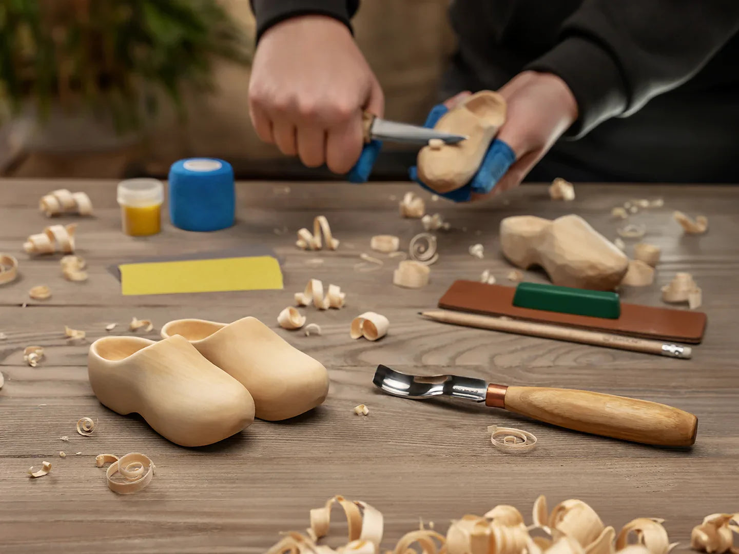 DIY10 Wooden Clogs Carving Kit – Complete Basswood Whittling Set