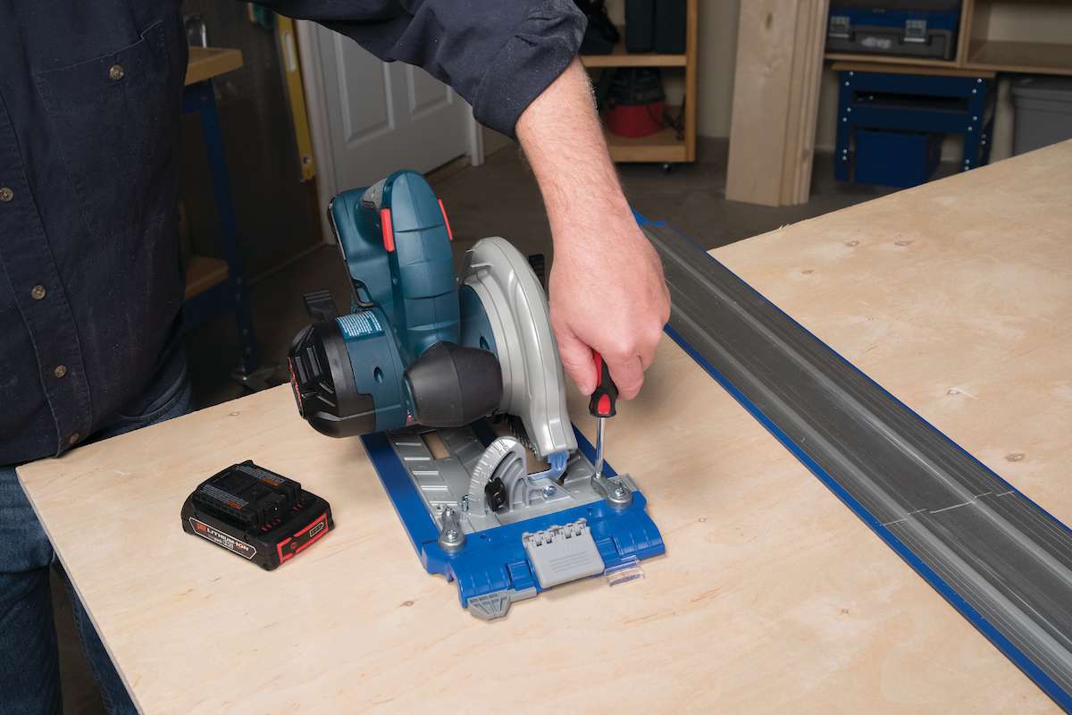 Kreg Accu-Cut Precision Circular Saw Guide Rail System for Flawless Cuts