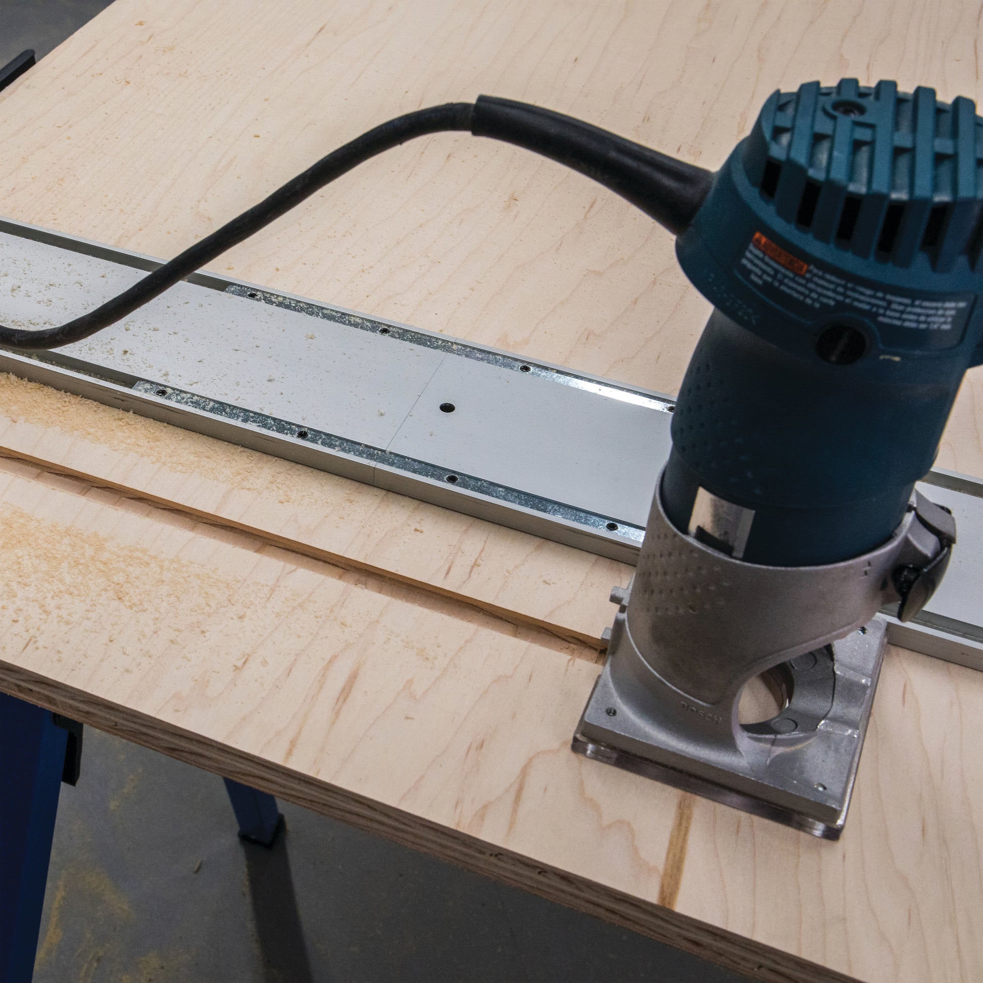 Kreg Straight Edge Guide XL Universal Saw Cutting System with GripMaxx Clamp