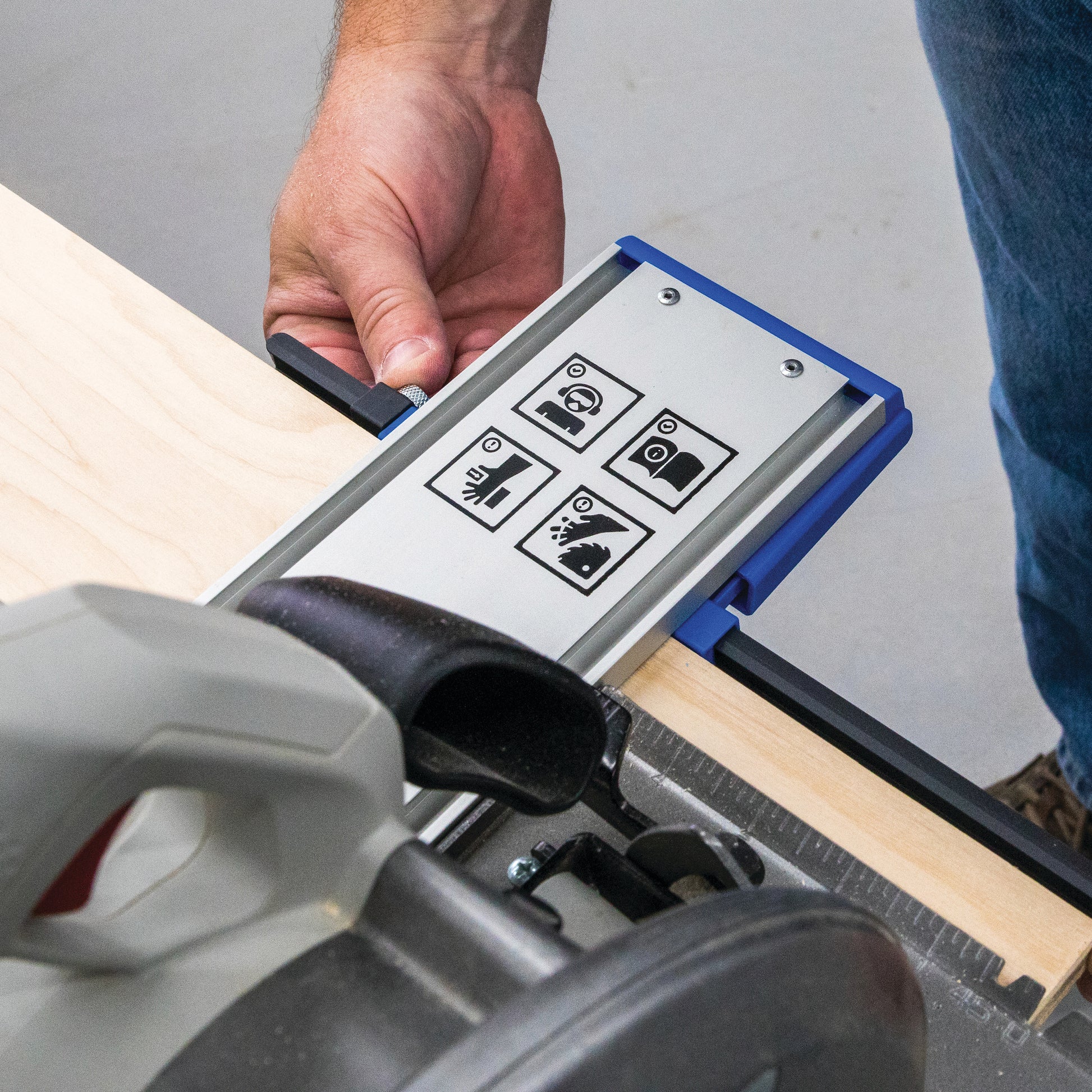 Kreg Straight Edge Guide XL Universal Saw Cutting System with GripMaxx Clamp