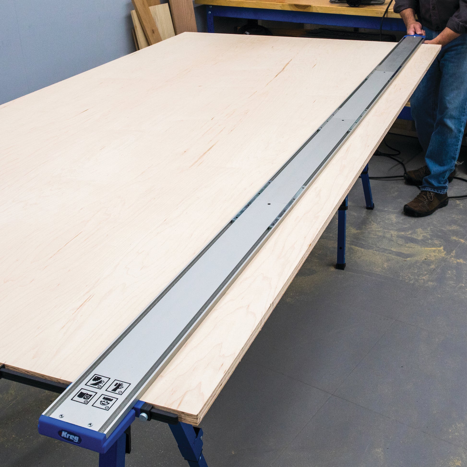 Kreg Straight Edge Guide XL Universal Saw Cutting System with GripMaxx Clamp
