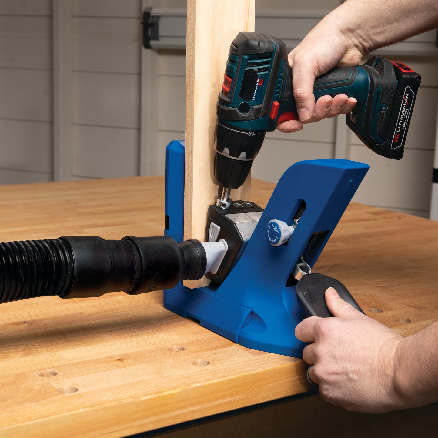 Kreg Pocket-Hole Jig 720: Efficient Automaxx™ Clamping, Steel-Reinforced, Dust Collection Woodworking Tool