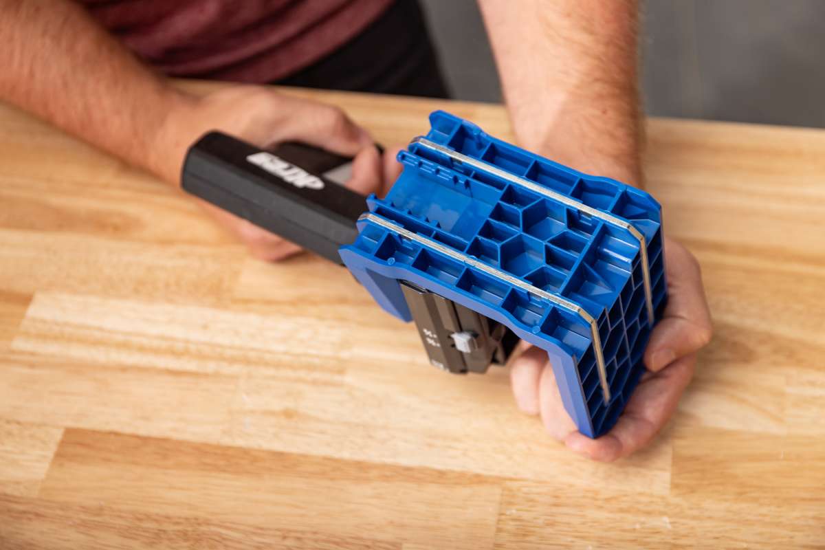 Kreg Pocket-Hole Jig 520PRO: Versatile Wood Joining Tool, Adjustable Drilling System