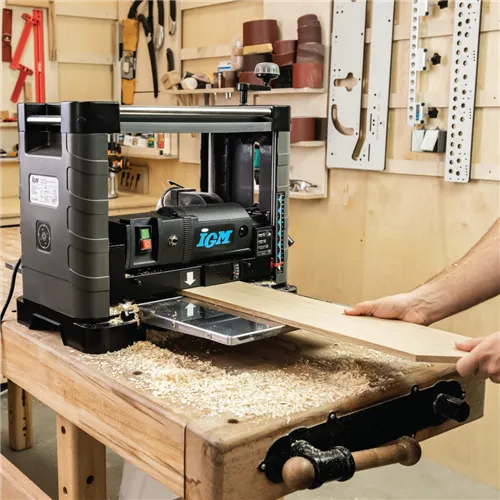 IGM PS33 Spiral Portable Thickness Planer: Carbide Knife Wood Finishing Tool