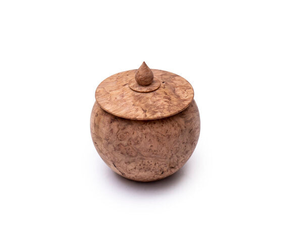 Chestnut 0.5L Lemon Oil: Wood Finish, Natural Luster, Water Resistant, Easy Application