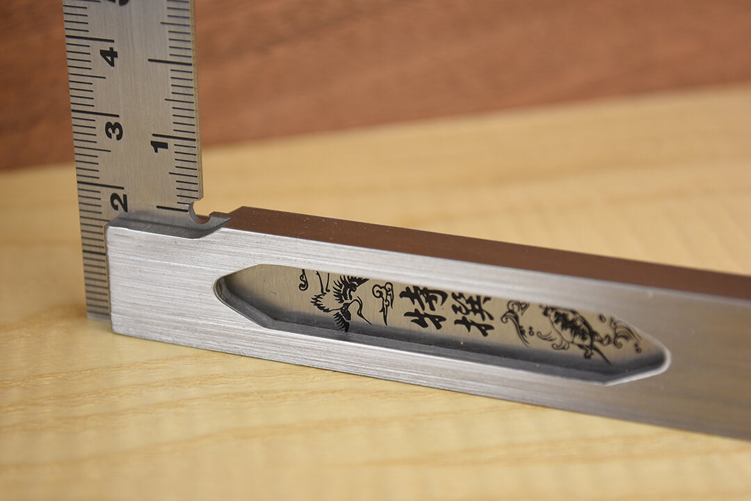 https://cdn11.bigcommerce.com/s-vao5inanlp/images/stencil/original/products/7002/10228/shinwa-japanese-try-square-close-up-62009__63120.1699965452.jpg?c=1