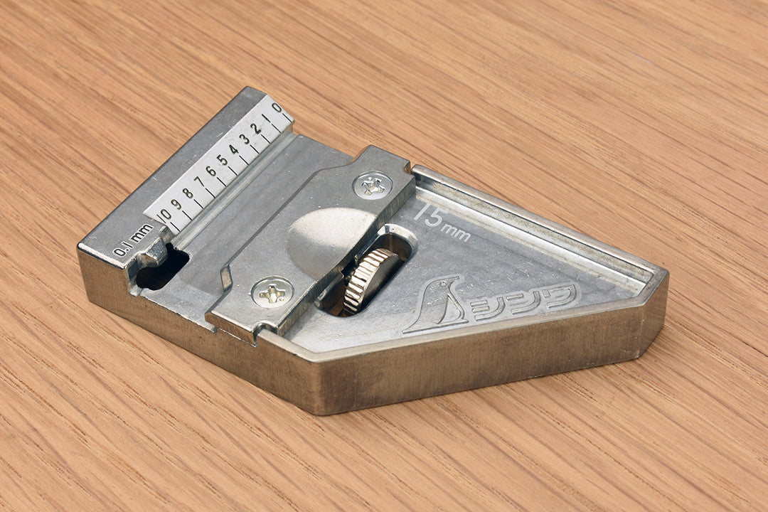 https://cdn11.bigcommerce.com/s-vao5inanlp/images/stencil/original/products/8379/10495/shinwa-metal-square-stopper-15mm_3__29134.1660514371.1280.1280__05618.1751277324.jpg?c=1
