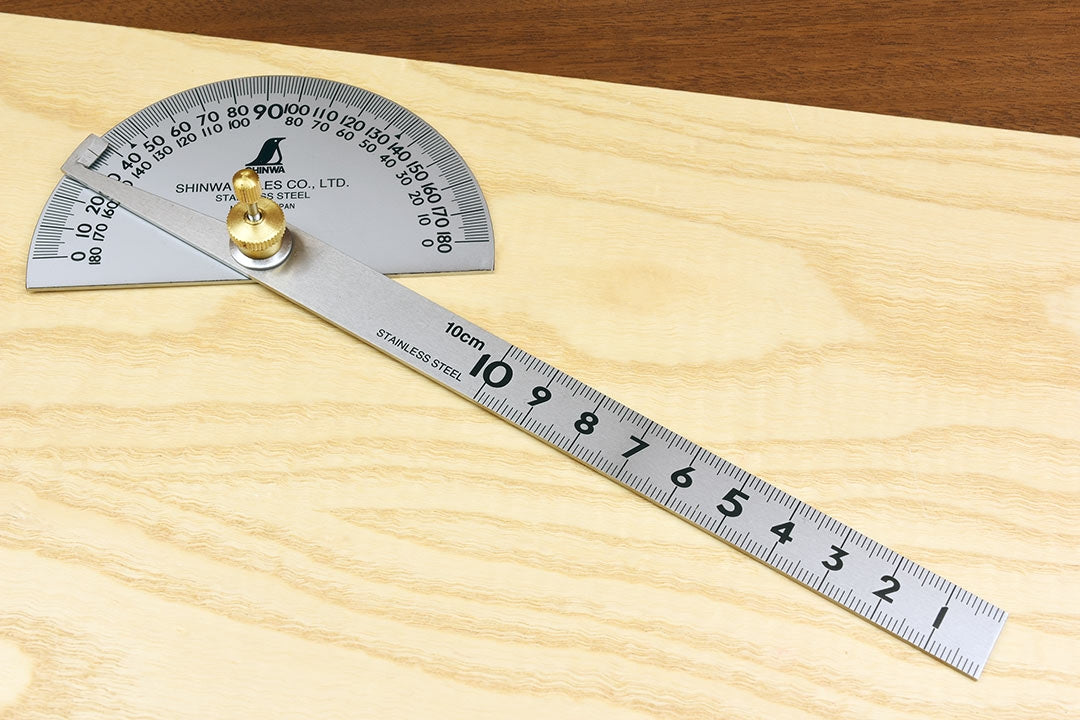 https://cdn11.bigcommerce.com/s-vao5inanlp/images/stencil/original/products/7031/6184/shinwa-protractor-no-182-10cm-62901__59722.1660513801.jpg?c=1