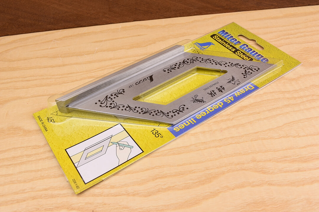 https://cdn11.bigcommerce.com/s-vao5inanlp/images/stencil/original/products/7057/7285/shinwa_miter_rule_45_62103_pack_2__02708.1660514350.jpg