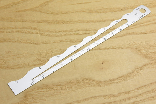 https://cdn11.bigcommerce.com/s-vao5inanlp/images/stencil/608x608/products/7036/5345/shinwa_radius_scale_a2_73571_1__68871.1660513437.jpg?c=1